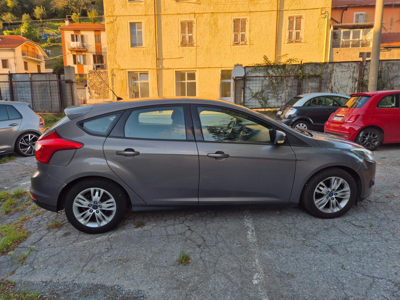 Ford Focus 1.6 TDCi 115 CV euro5 km210 neopatentato