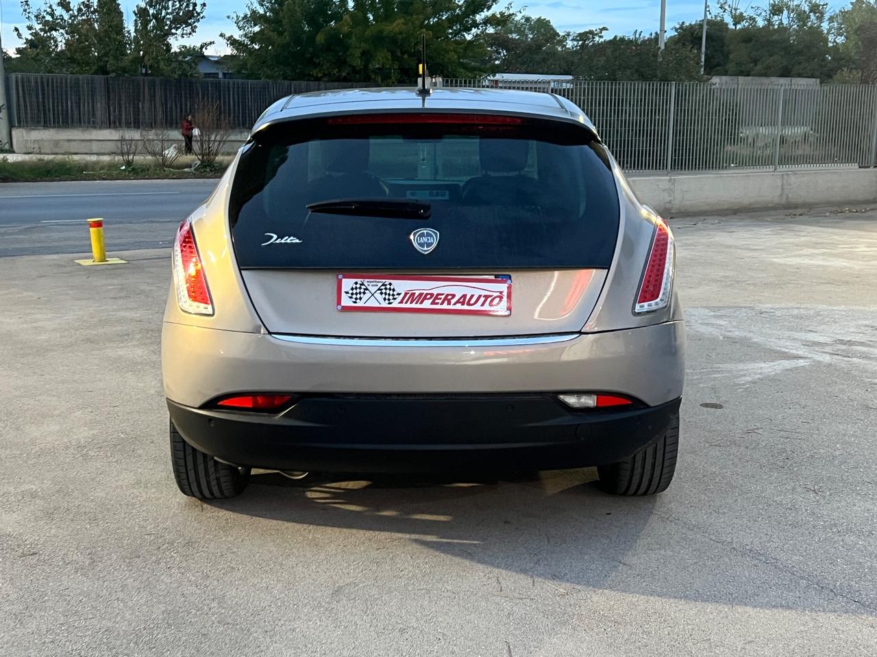 Lancia Delta 1.4 T-Jet 120 CV Platino Ecochic GPL