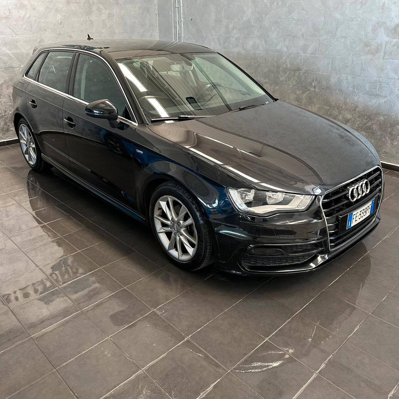 Audi A3 1.6 TDI clean diesel Ambiente S-LINE