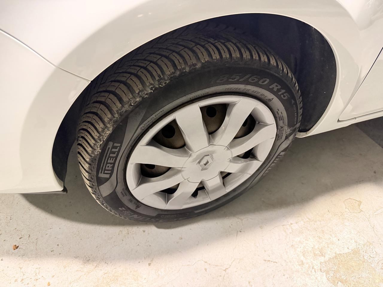 Renault Clio 1.2 5 porte GPL neopatentati 2012