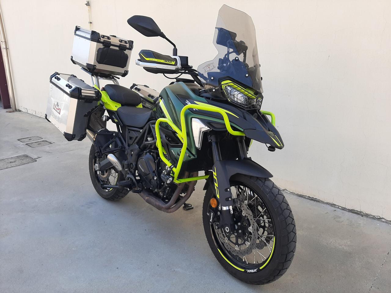 Benelli TRK 702 X ABS