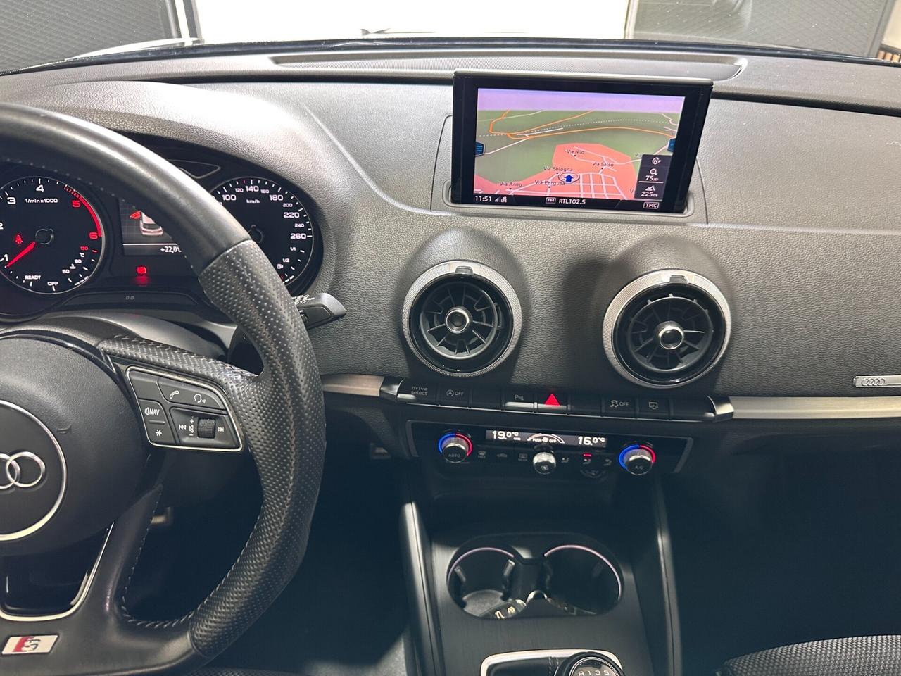 Audi A3 2.0 TDI S LINE - MANUALE - DA VETRINA - FULL