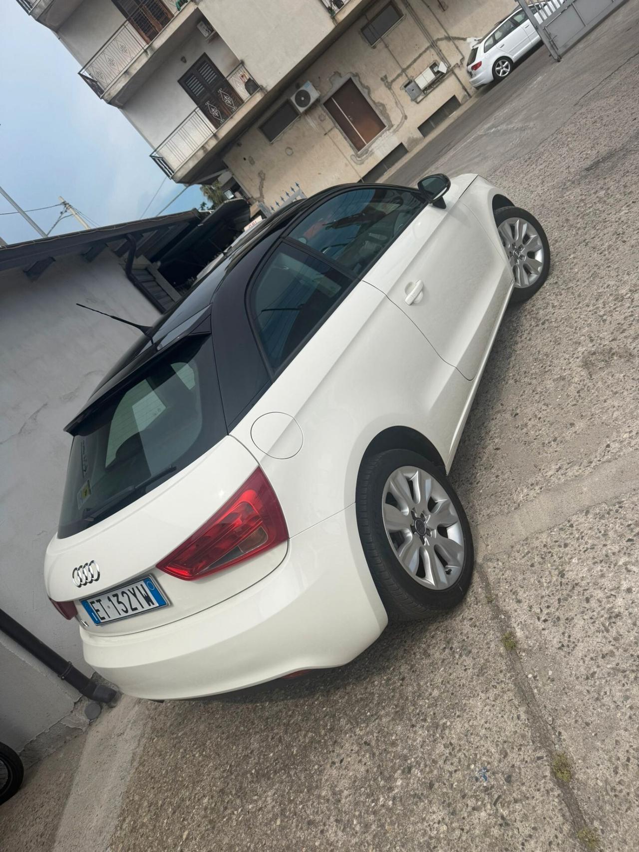 Audi A1 SPB 1.6 TDI Attraction