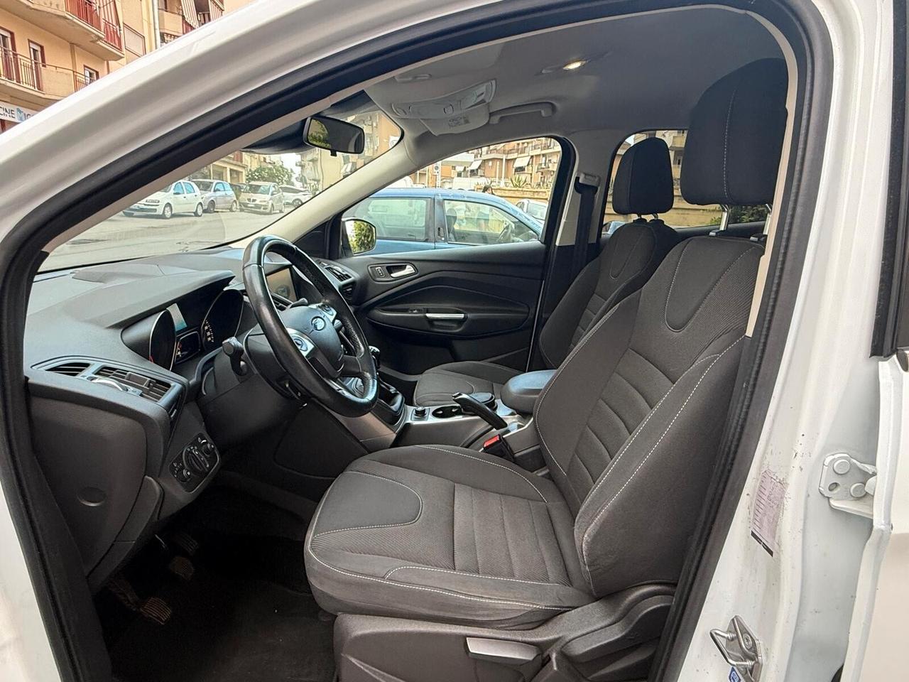 Ford Kuga 2.0 TDCI 150 CV S&S 4WD Titanium