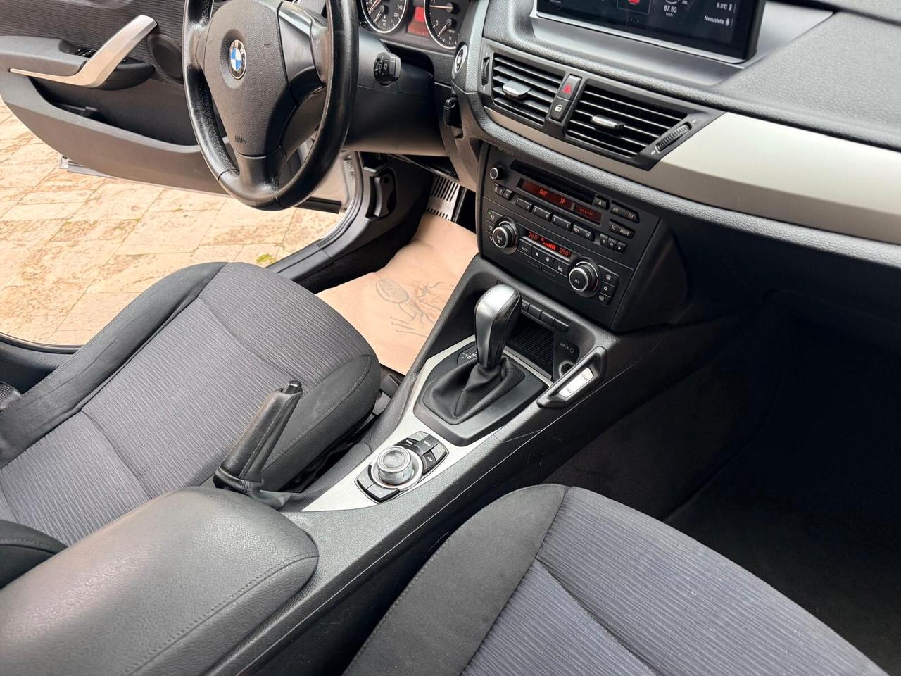 Bmw X1 sDrive18d Steptronic 07/2011