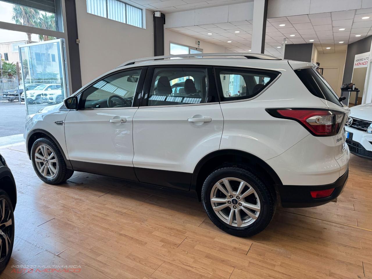 Ford Kuga 2.0 TDCI 120CV Business 2019