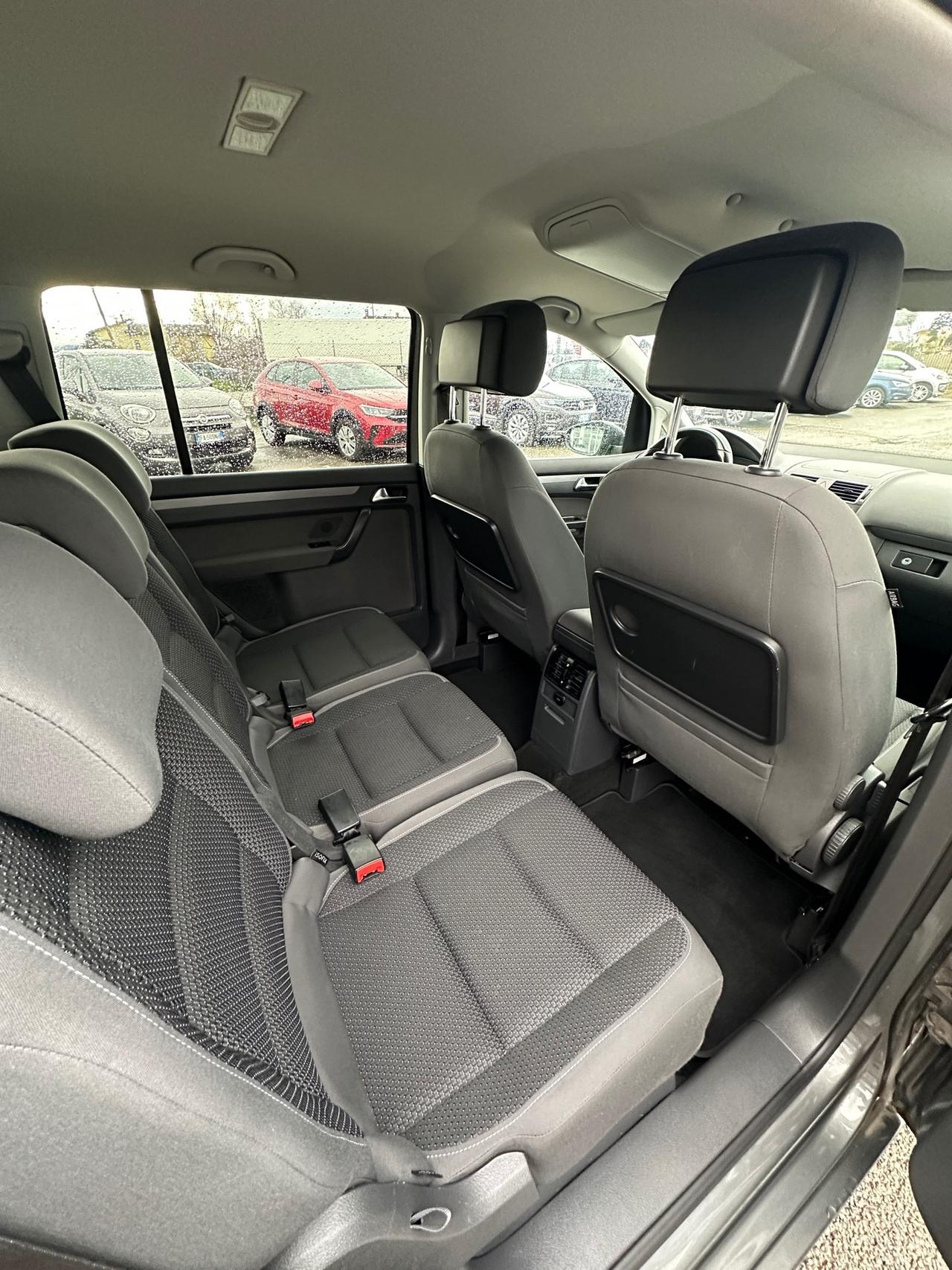 Volkswagen Touran 1.6 TDI DSG 7 posti Comfortline - 2013