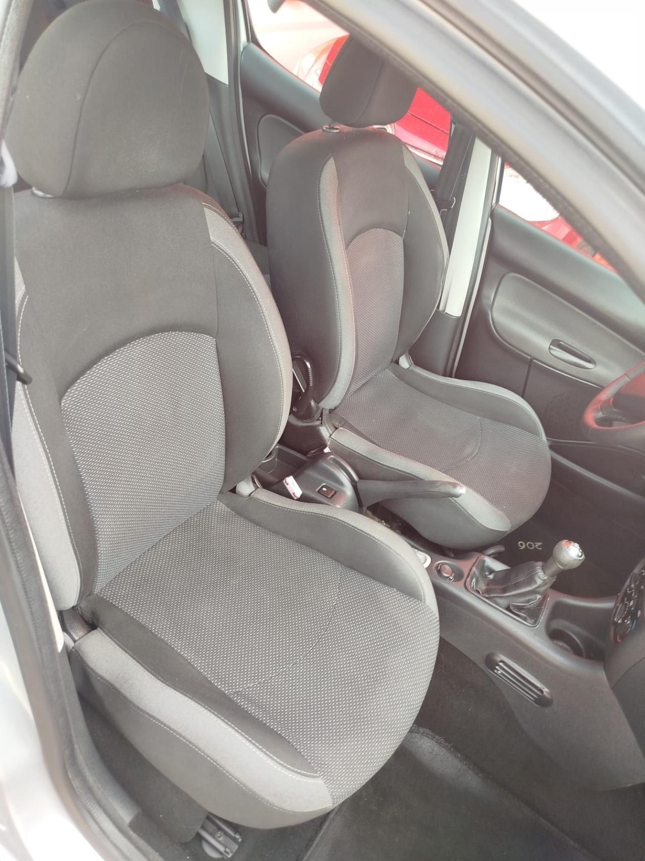 Peugeot 206 Plus 1.4 HDi 70CV 5p. Energie