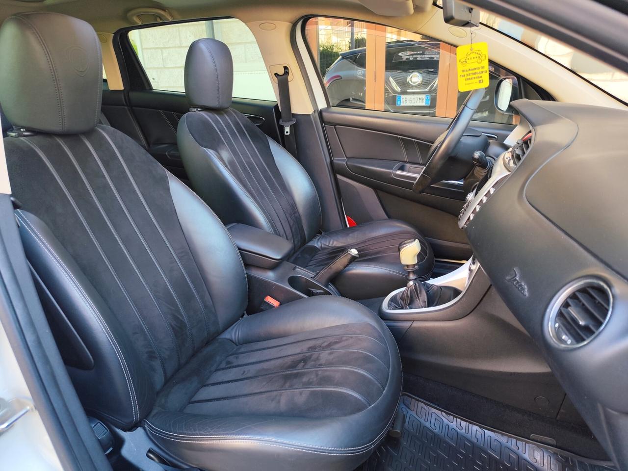 Lancia Delta 2.0 MJT 165CV PLATINO TETTO PELLE