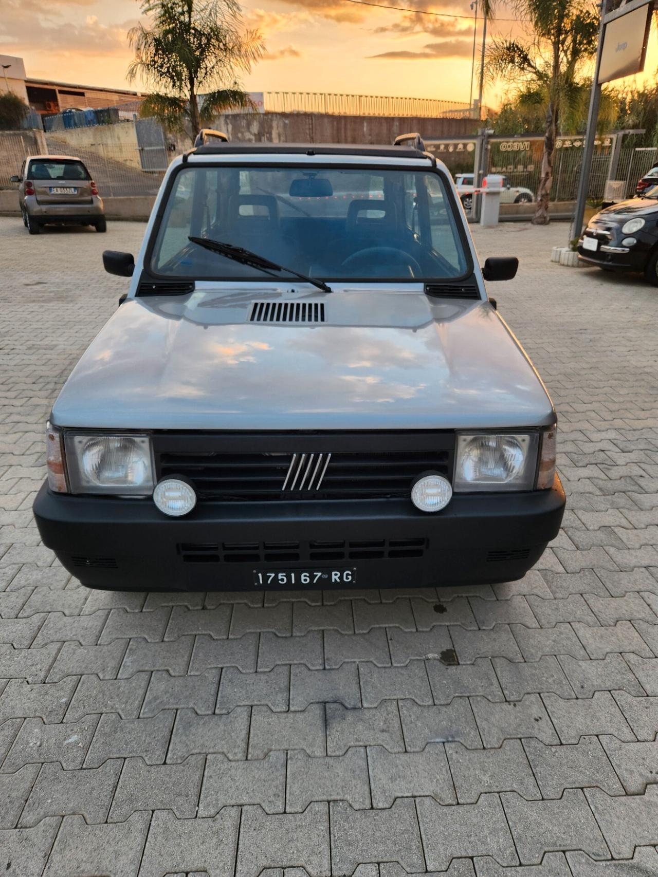 Fiat Panda 4X4 CON GANCIO DI TRAINO