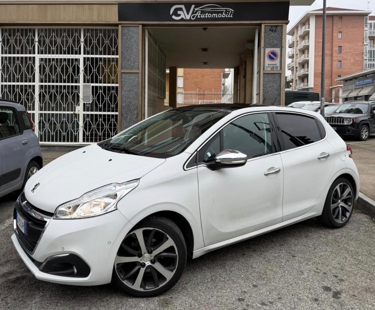Peugeot 208 PureTech Turbo 110 EAT6 S&S 5 porte GT Line