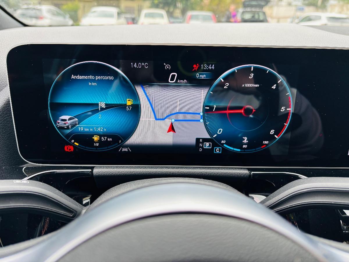 Mercedes Classe B180d Premium AMG Automatica Full