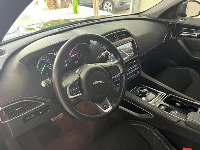 JAGUAR F-Pace 2.0 D 180 CV aut. R-Sport