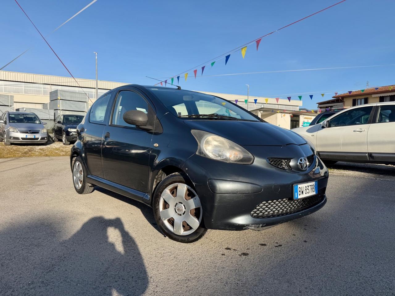 Toyota Aygo 1.0 12V VVT-i 5 porte Sound