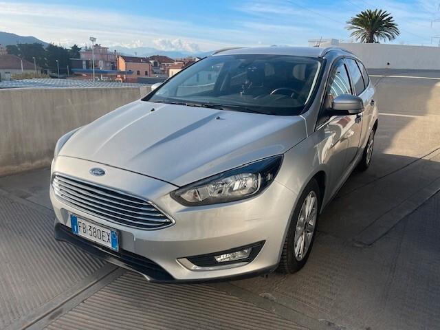 Ford Focus 1.6 120 CV GPL SW Titanium