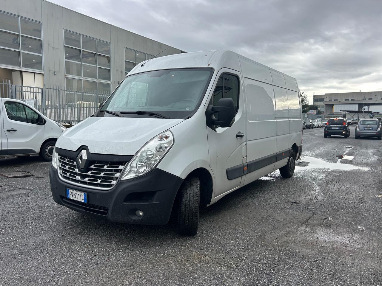 Renault Master T35 2.3 dCi/130 L3 H2