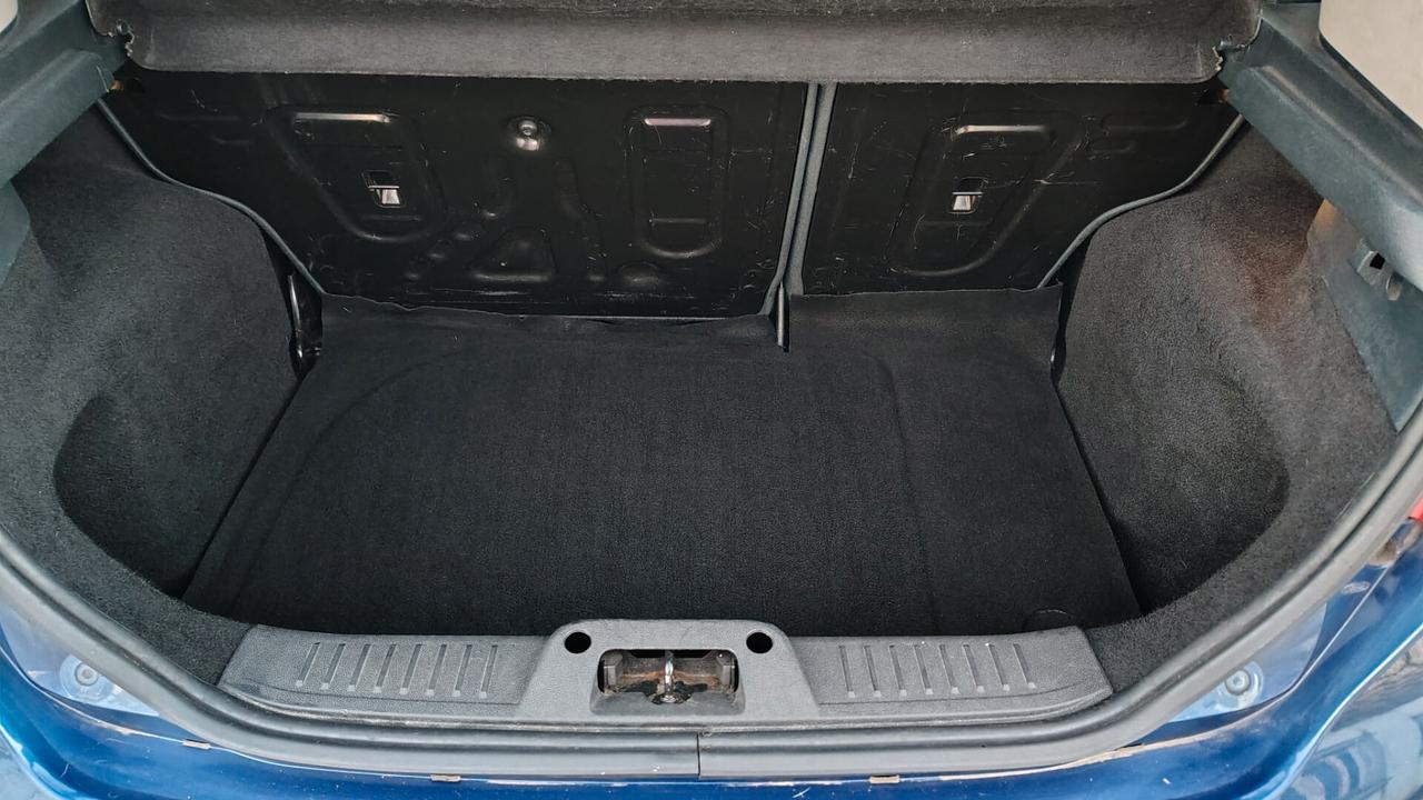 Ford Fiesta PLUS 5 PORTE 1.4 BENZINA 97 CV