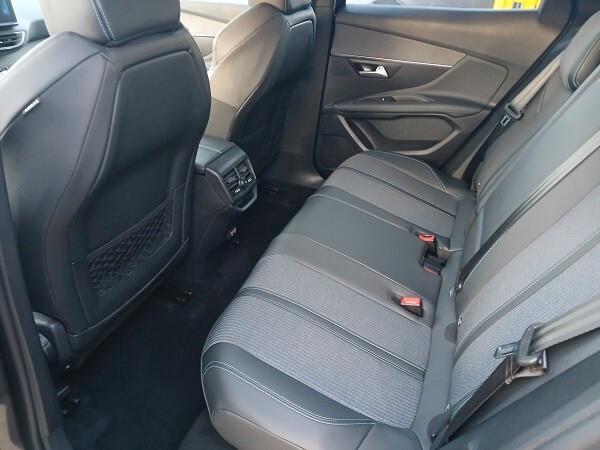 PEUGEOT 3008 1.5 BLUEHDi 130 CV EAT8 ALLURE PACK