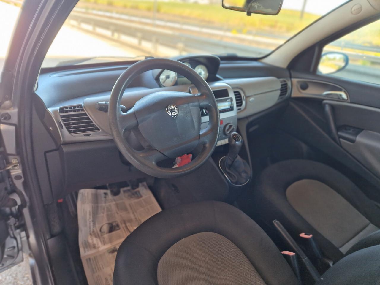 Lancia Ypsilon 1.3 Multijet 16V Argento