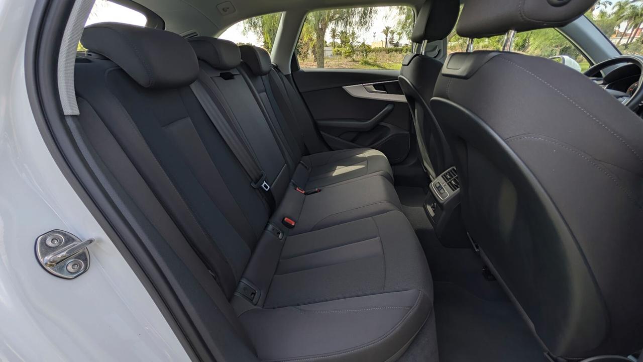 Audi A4 Avant 35 TDI S tronic S-line edition