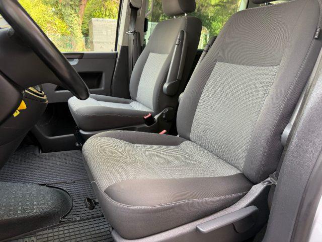VOLKSWAGEN Caravelle 2.0 TDI DSG 140 CV 7 POSTI NAVIGATORE RETROCAMERA
