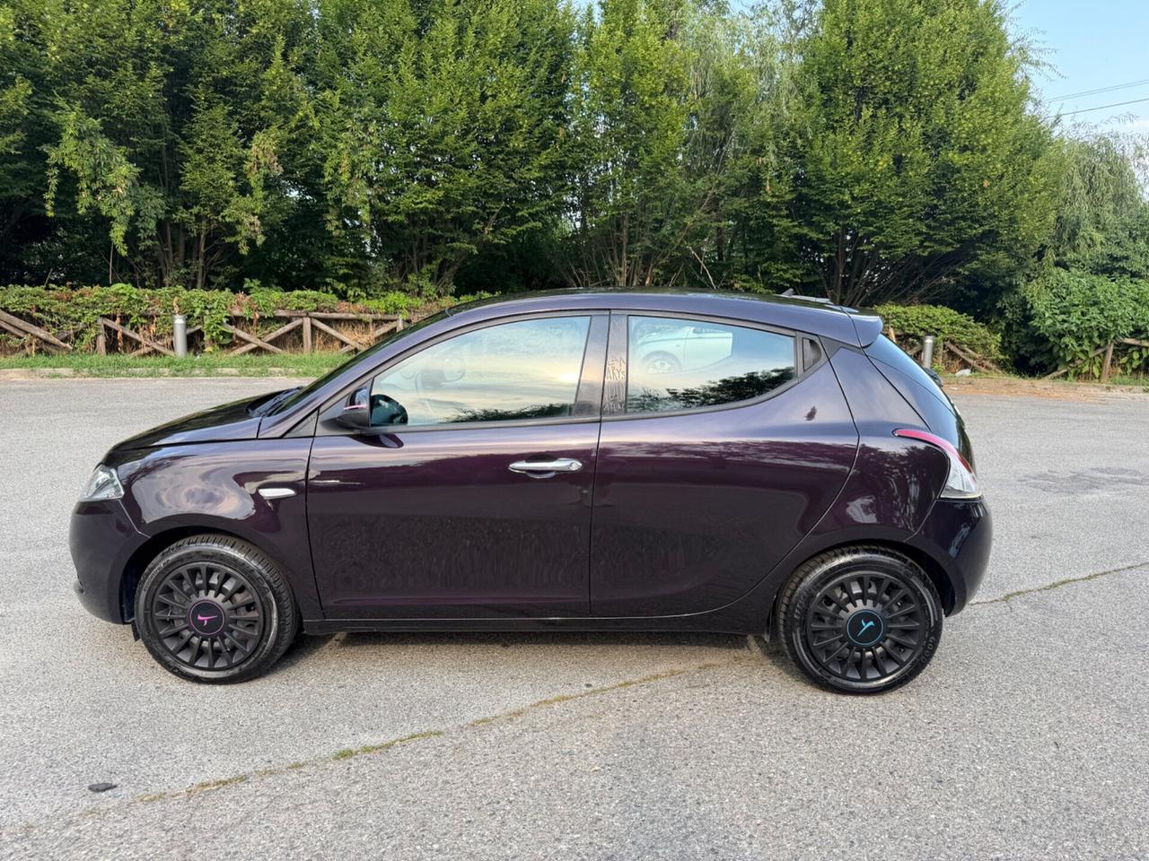 Lancia Ypsilon 1.2 69 CV 5 porte GPL Ecochic Elefantino