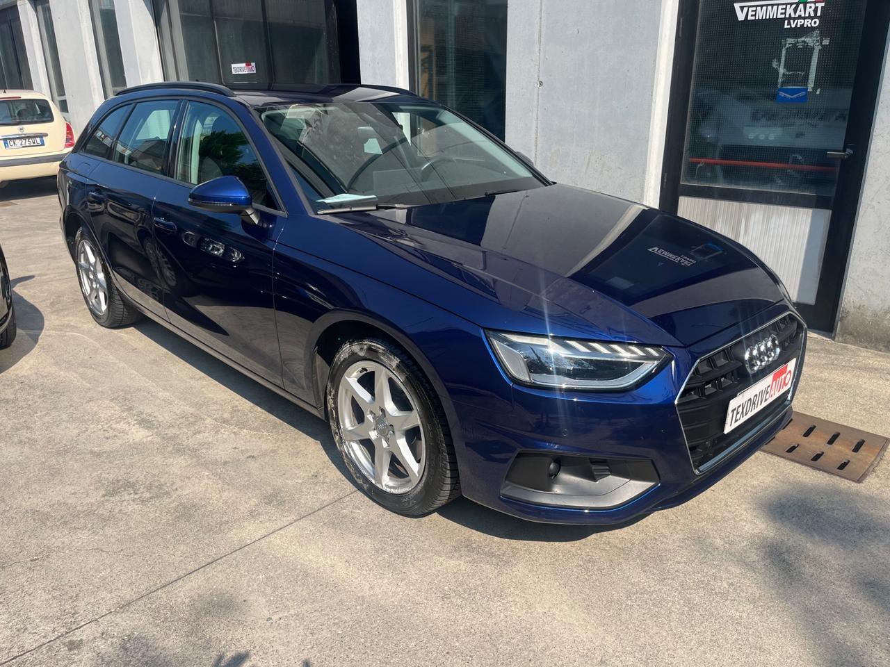 Audi A4 Avant 40 TDI S tronic Business Advanced