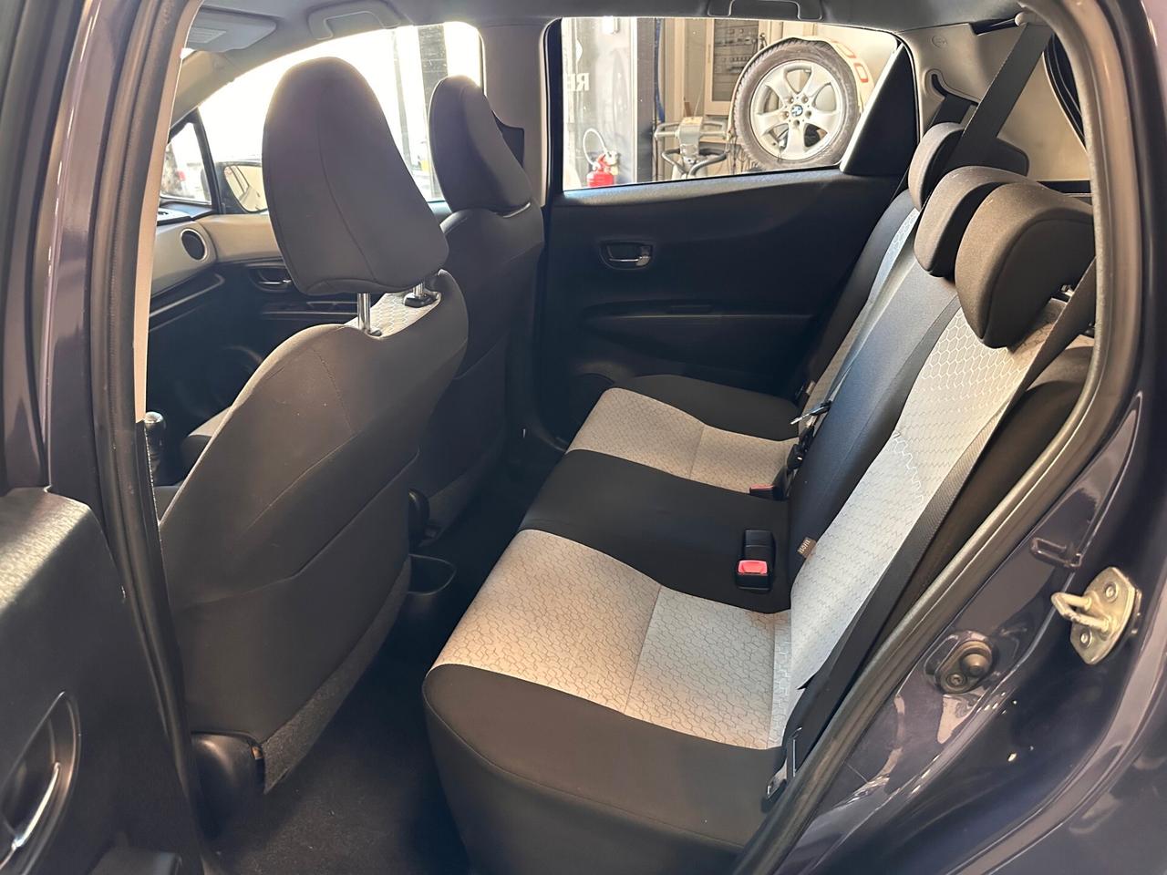 TOYOTA YARIS 1.0 BENZINA 5 PORTE