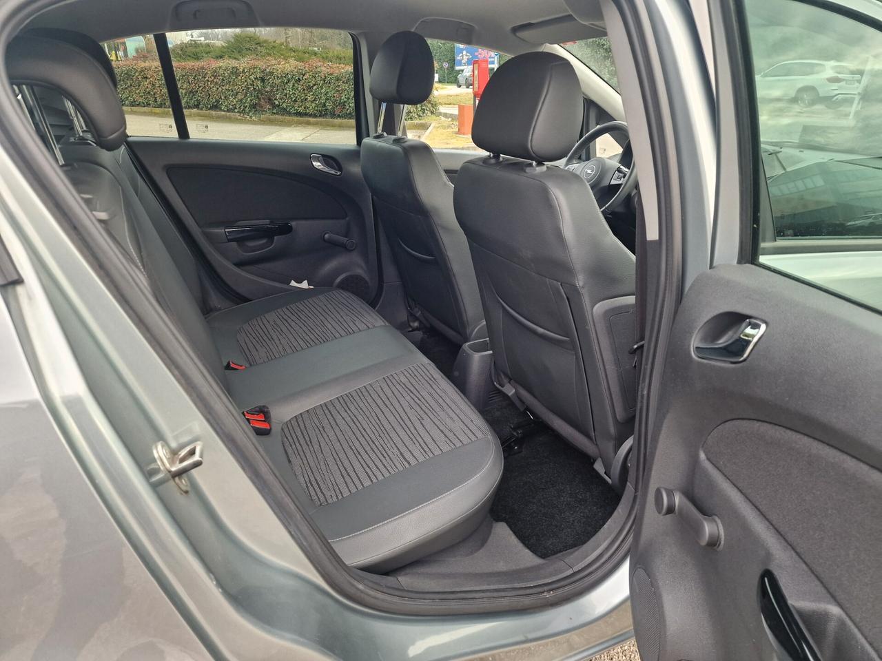 Opel Corsa 1.2 5 porte Edition