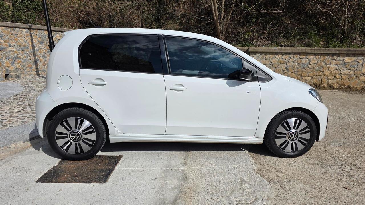 Volkswagen up! e-up! 82 CV