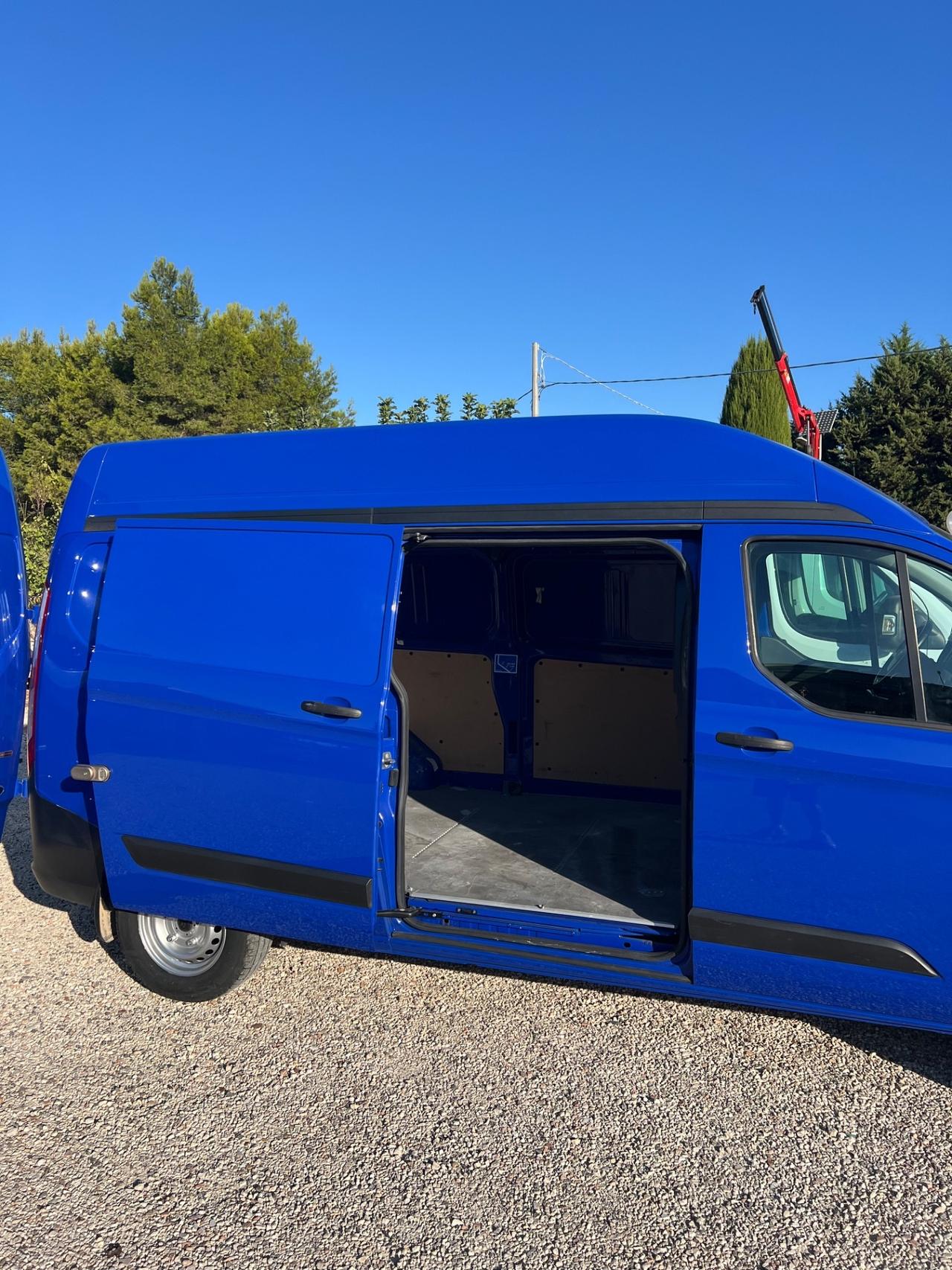 Ford Transit Custom L2H2 passo lungo tetto alto