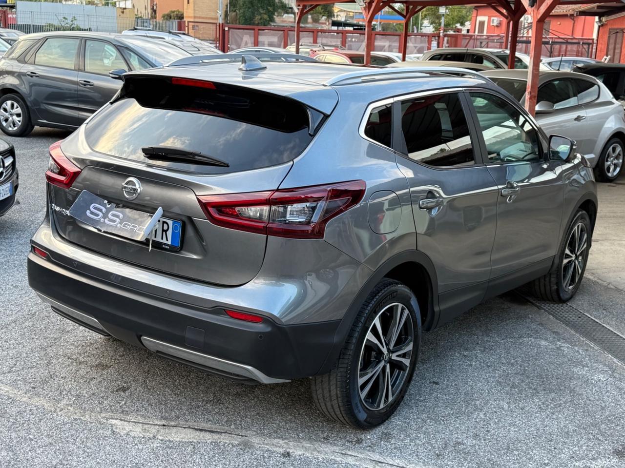 Qasqhqai 1.5 dci-unipro-( 69 mila km ) -unipro-rate