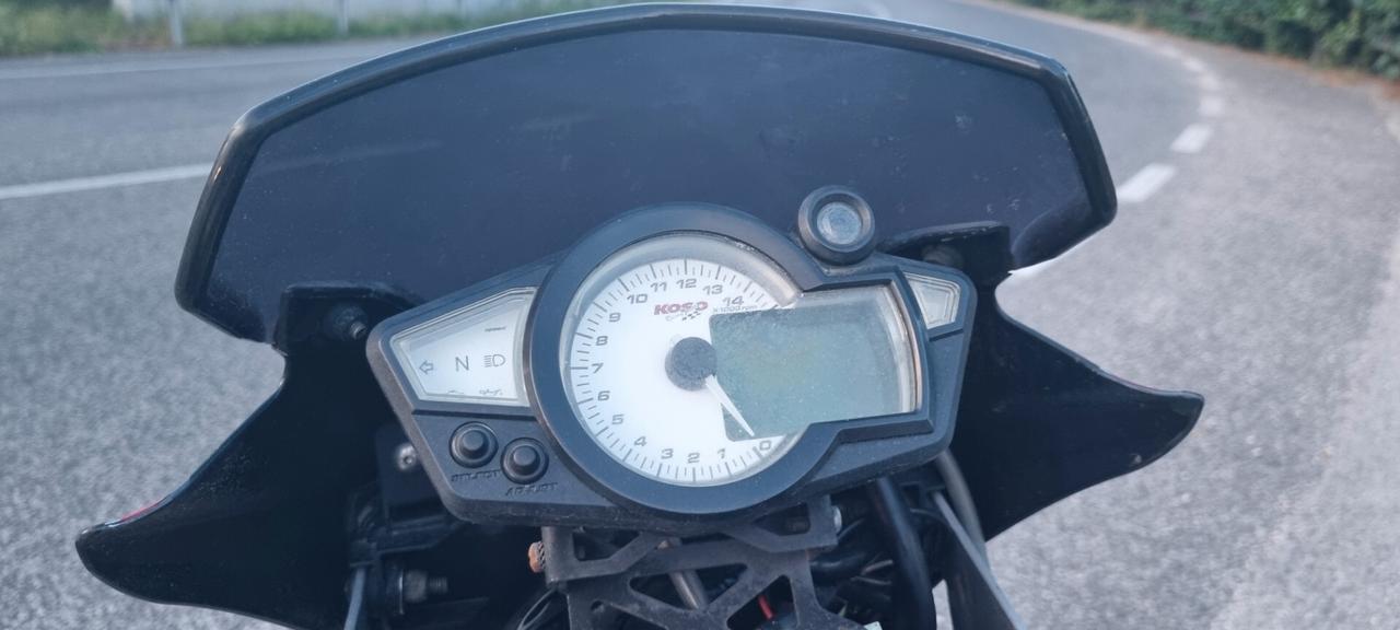 Suzuki GSX 1100 R