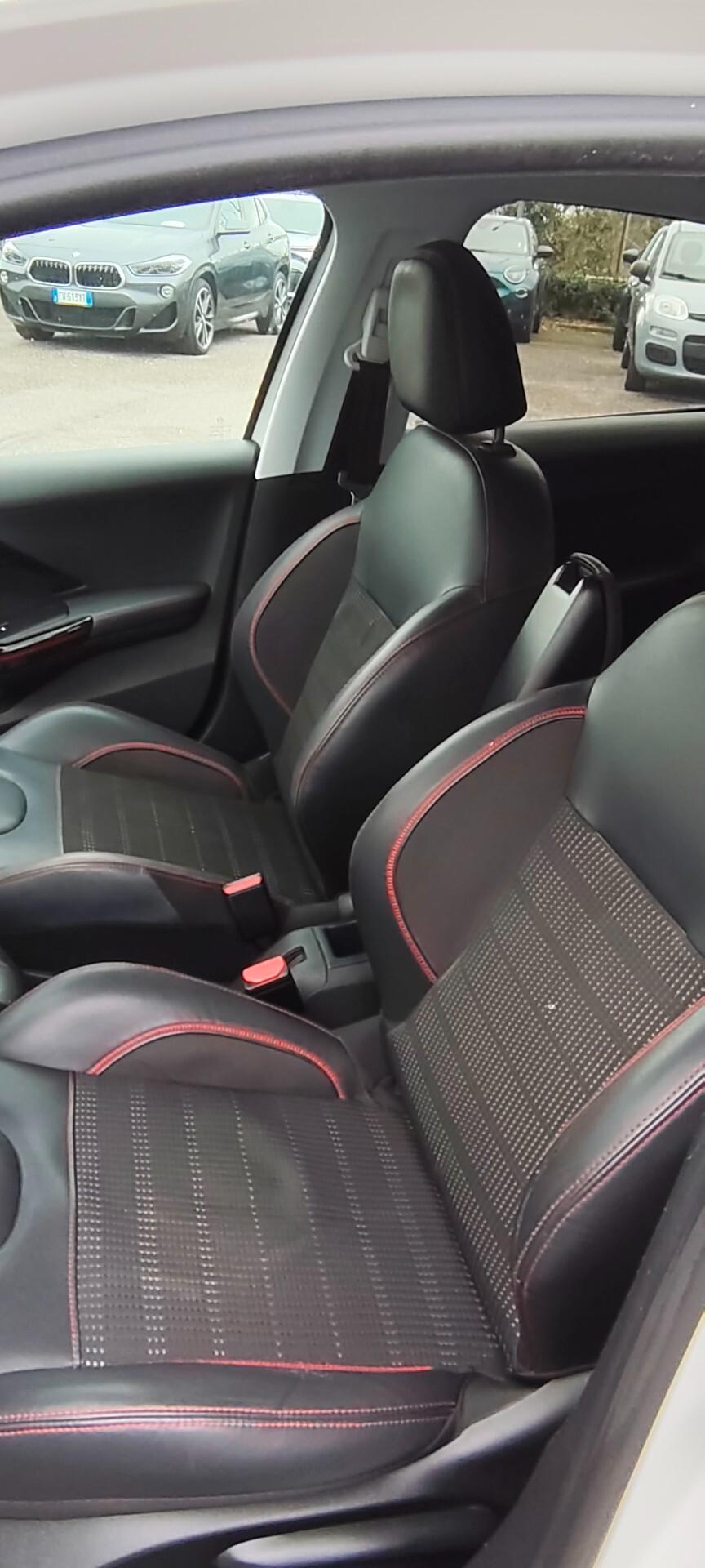 Peugeot 208 PureTech Turbo 110 EAT6 S&S 5 porte GT Line