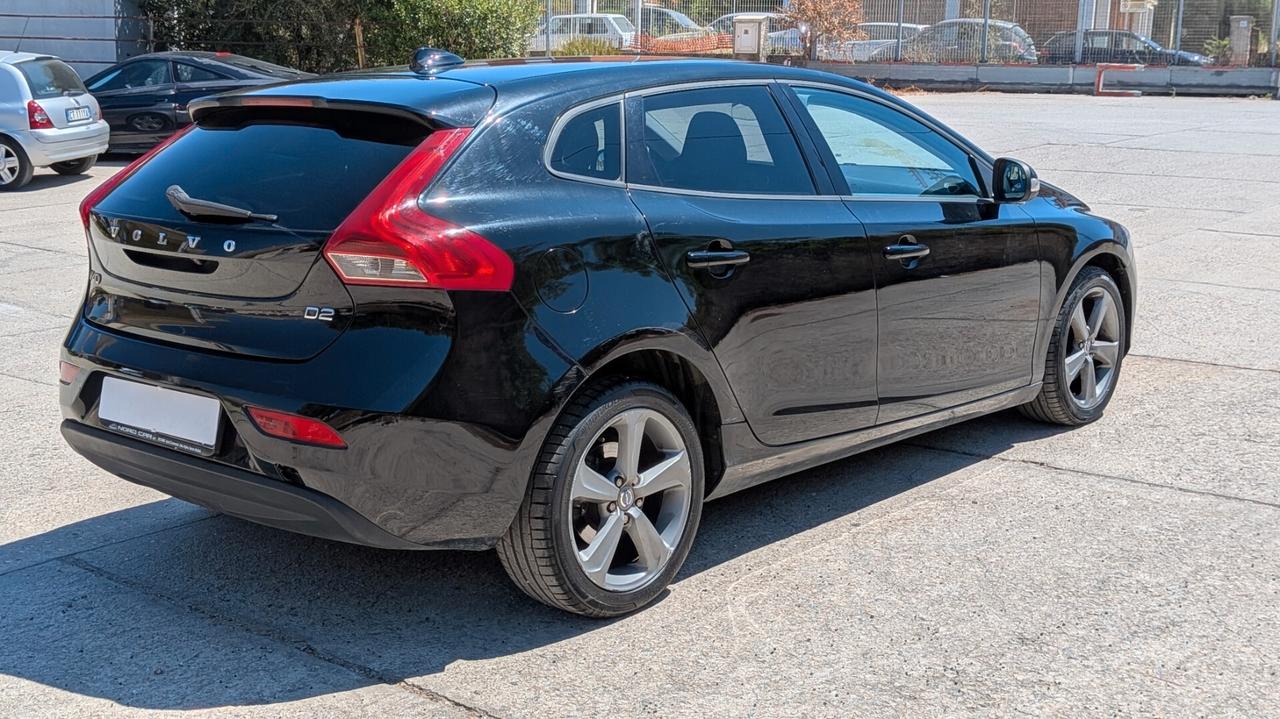 Volvo V40 D2 1.6 Momentum