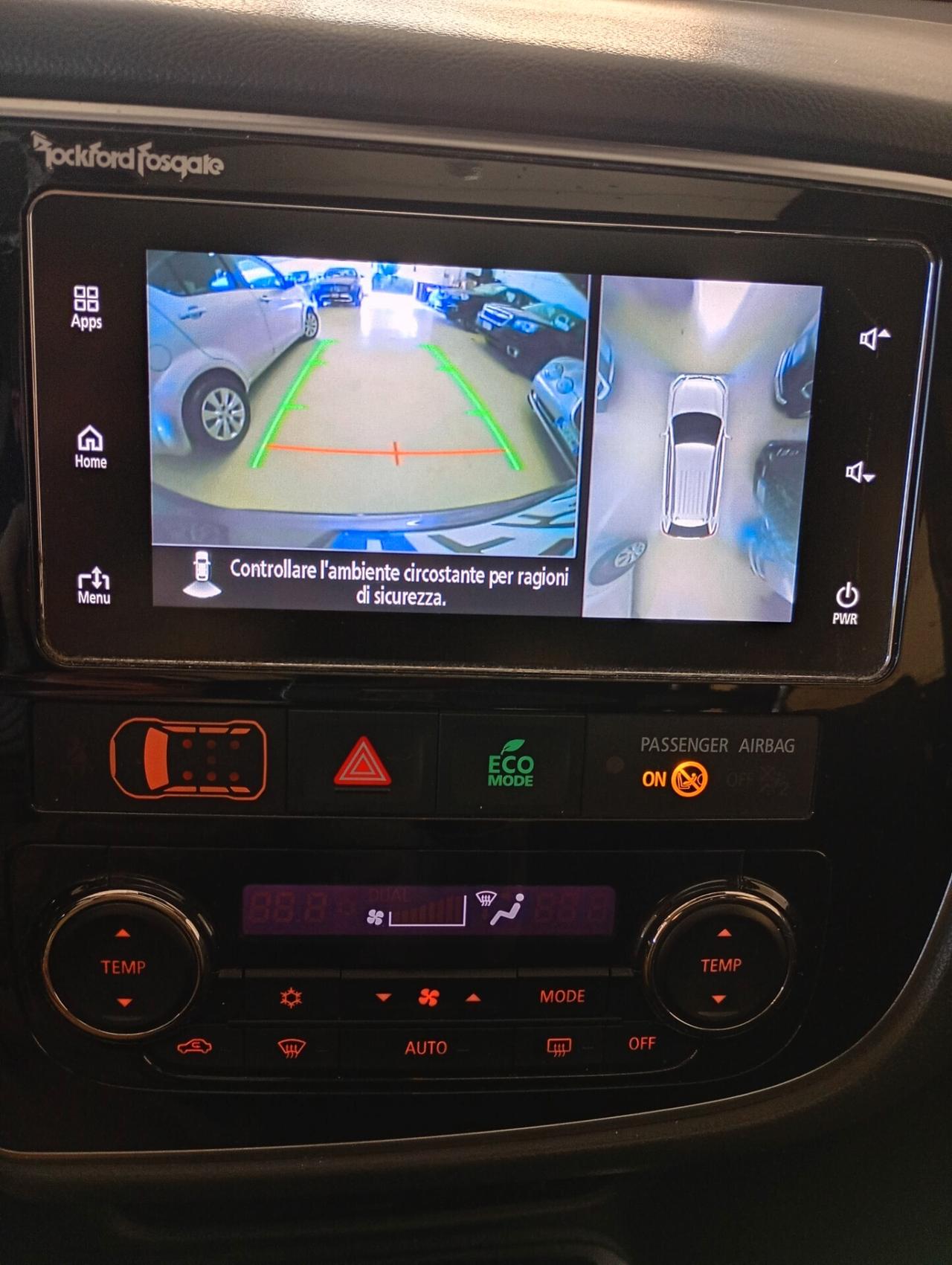 Mitsubishi Outlander 2.2 DI-D 4WD Instyle Plus SDA 7 posti