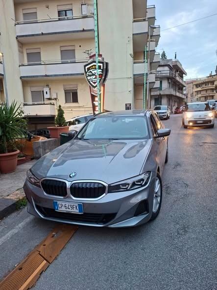Bmw serie 3 sw 318d 48V Touring