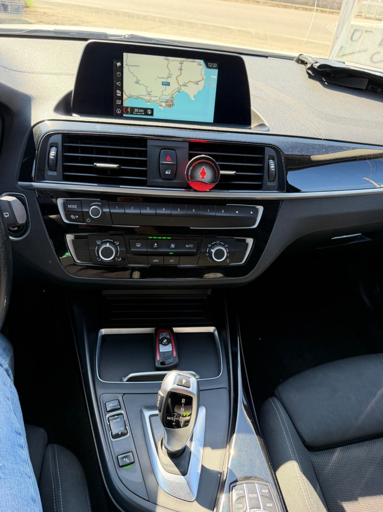 Bmw 116 116d 5p. Msport