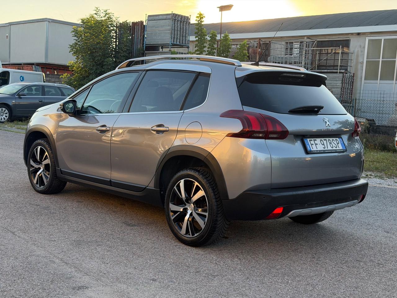 Peugeot 2008 BlueHDi 120 S&S Crossway
