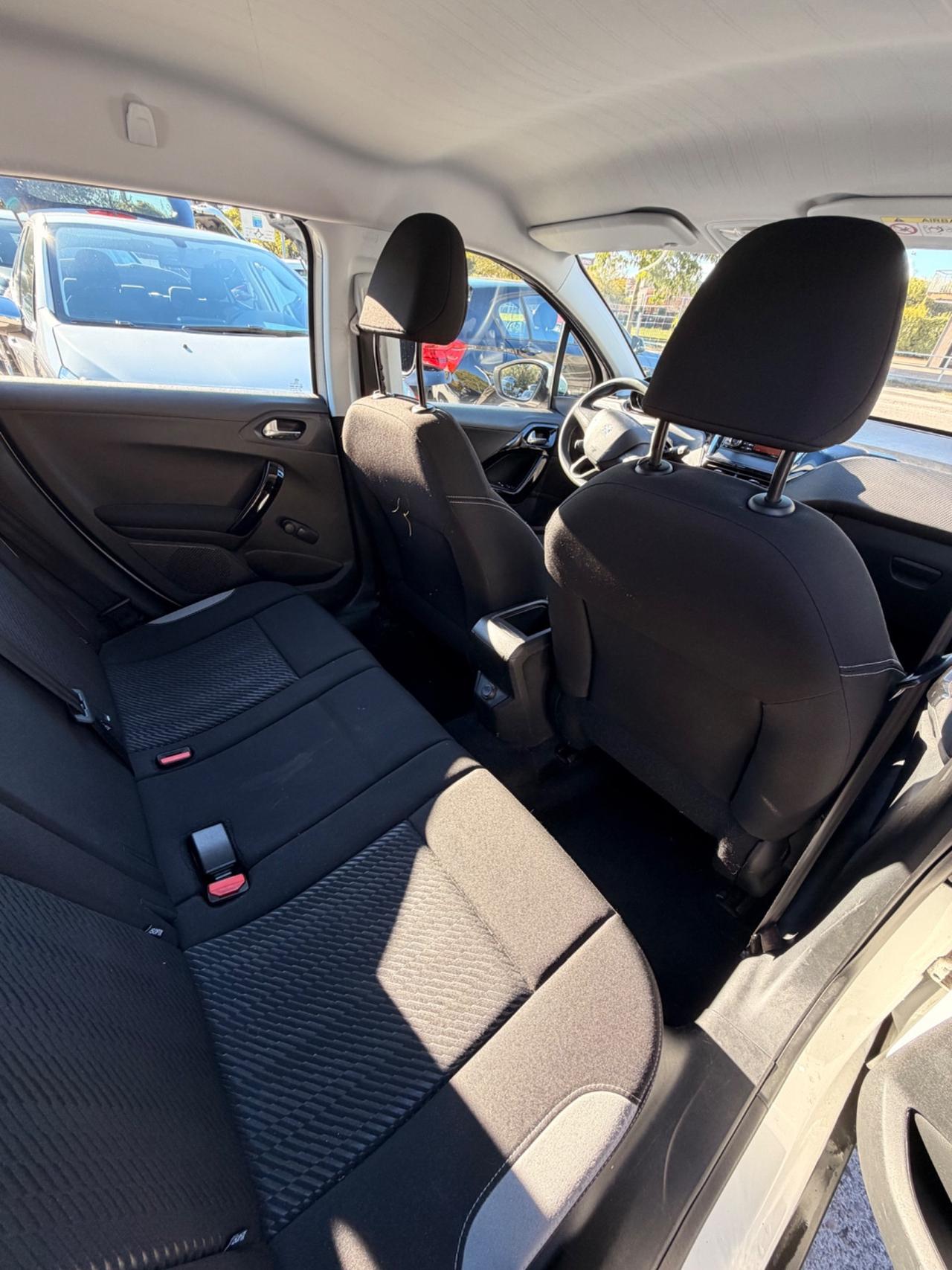 Peugeot 2008 PureTech 82 Active