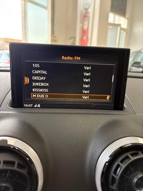 Audi A3 SPB 2.0 TDI S tronic Sport TETTO APRIBILE full optionals