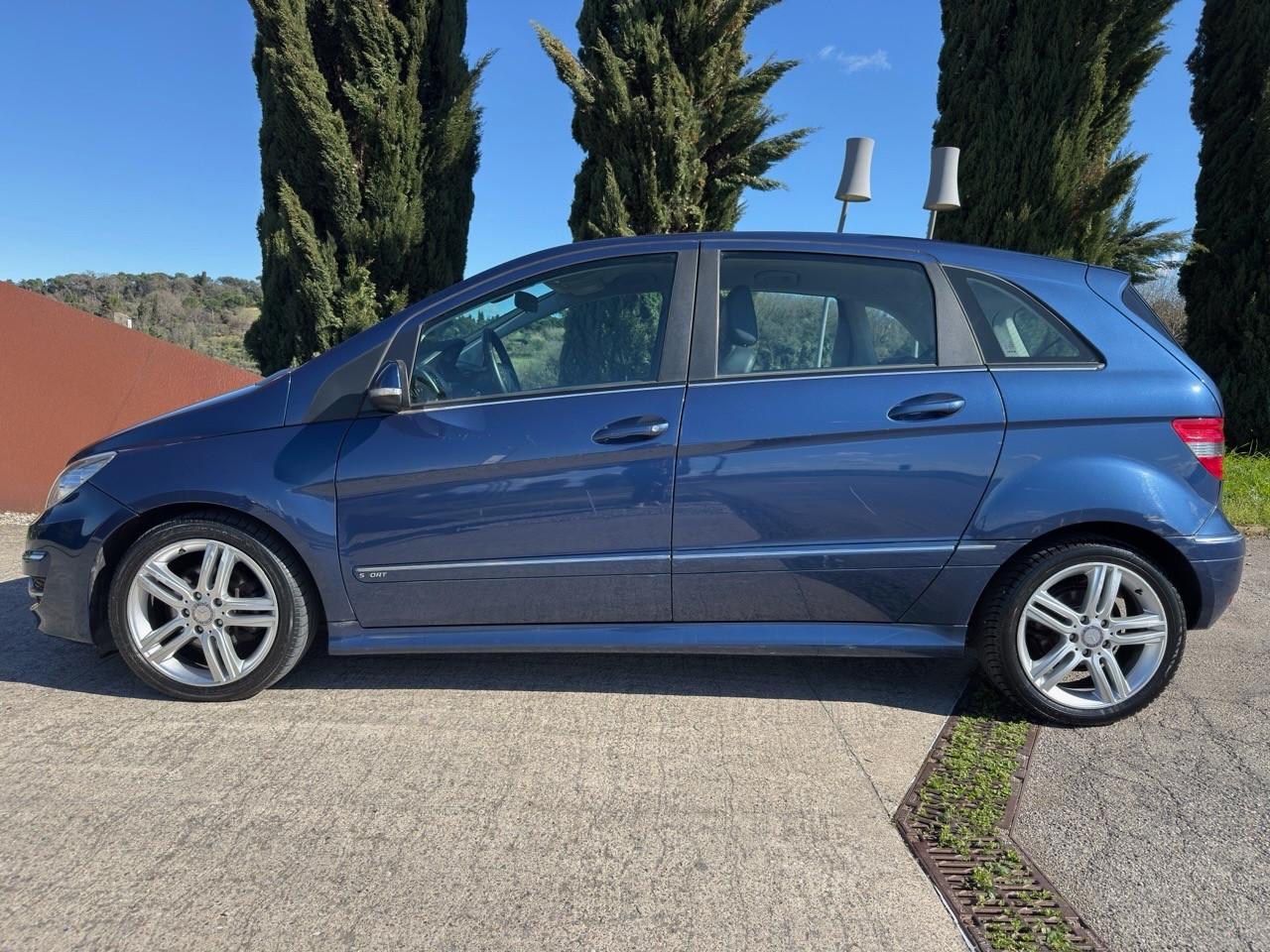 Mercedes-benz B 180 CDI BlueEFFICIENCY Premium