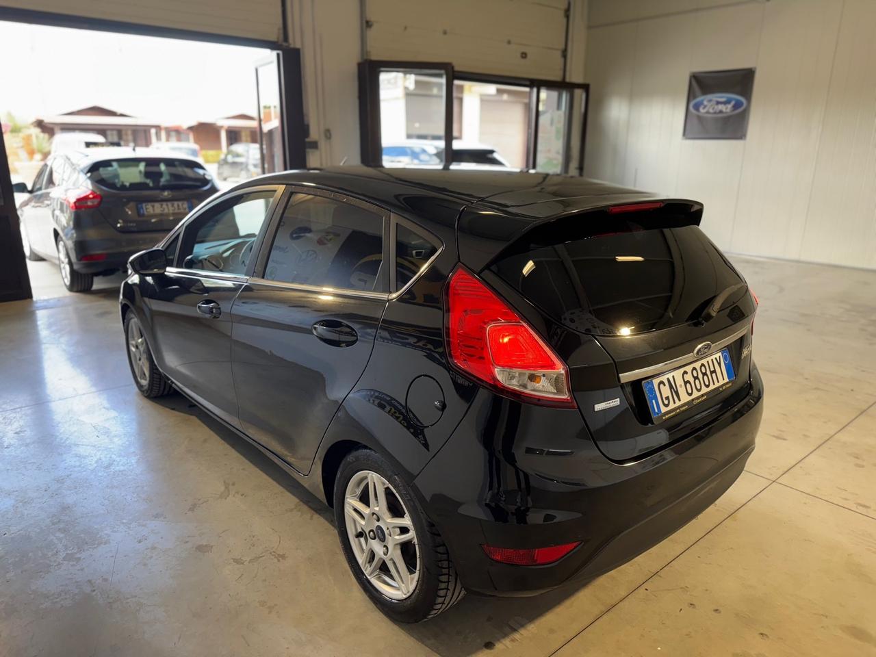 Ford Fiesta 1.5 TDCi 75CV 5 porte Titanium