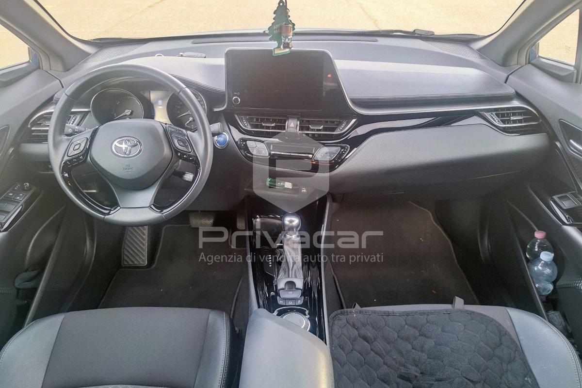 TOYOTA C-HR 1.8 Hybrid E-CVT Trend