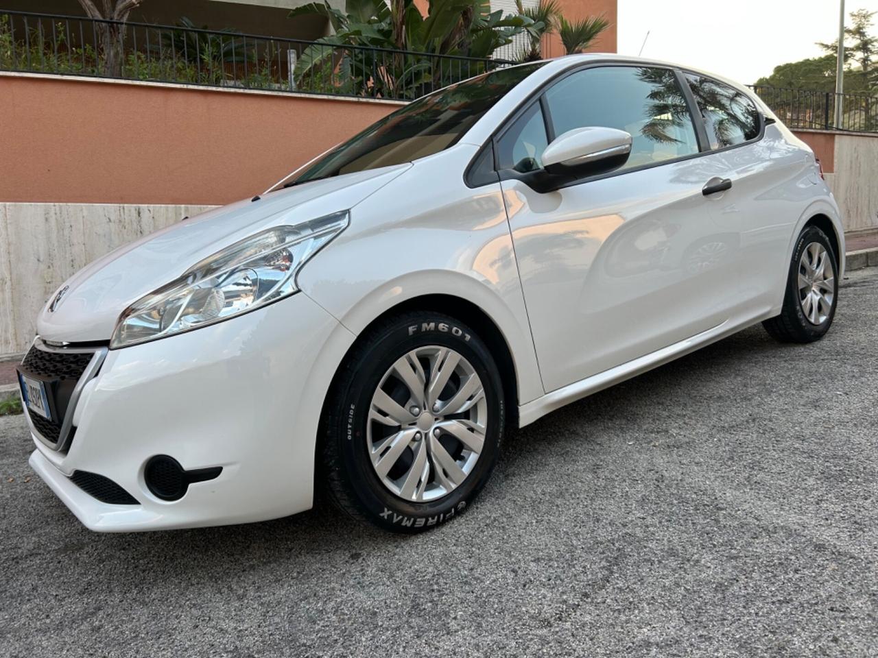 Peugeot 208 1.4 HDi ideale per neo patentati