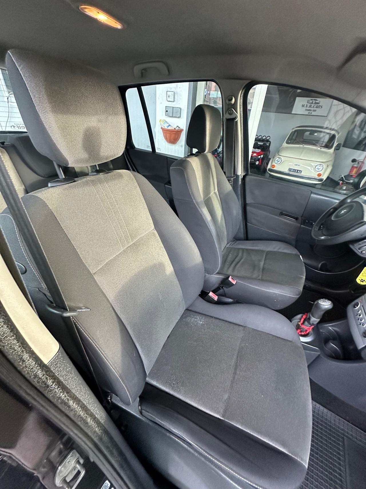 Renault Modus 1.5 dCi 85CV Dynamique