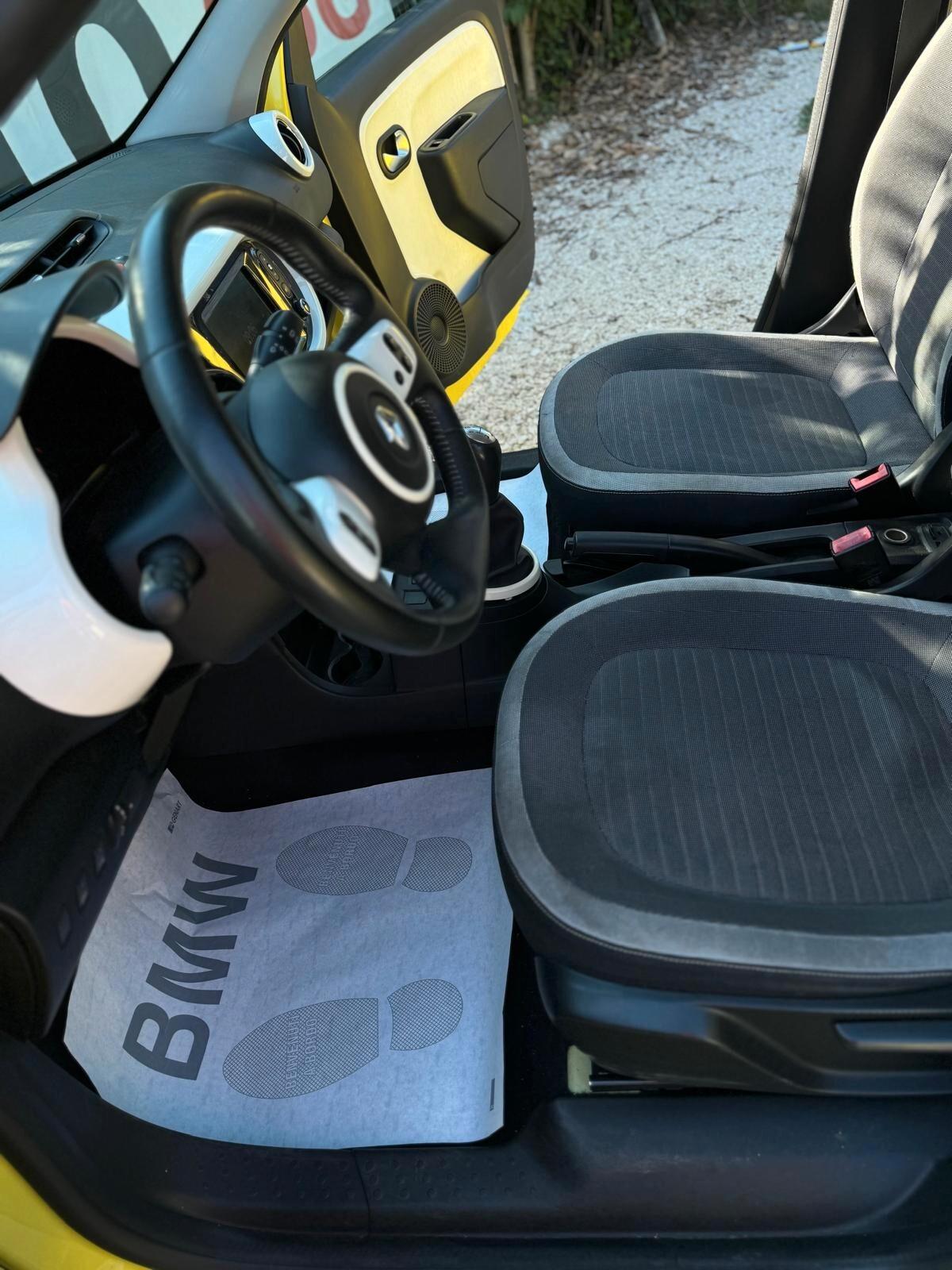 Renault Twingo SCe EDC Intens