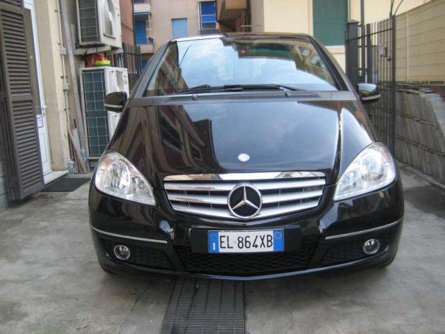 MERCEDES-BENZ A 160 AUTOMATIC PREMIUM