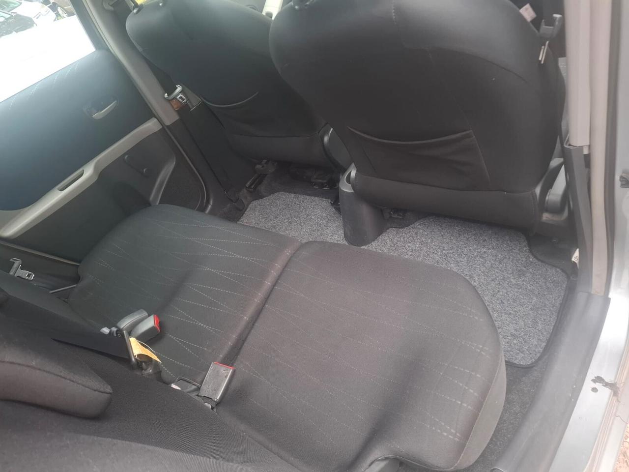 Toyota Yaris 1.3 5 porte Navi 87 Cv (64kw)
