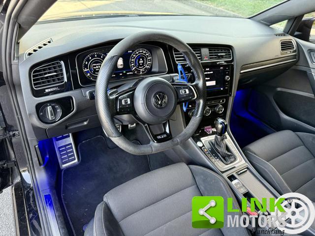 VOLKSWAGEN Golf R 4MOTION DSG